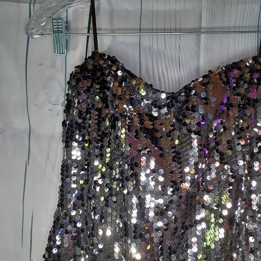 As U Wish black and silver sequin strapless bodycon mini dress - Picture 4 of 8